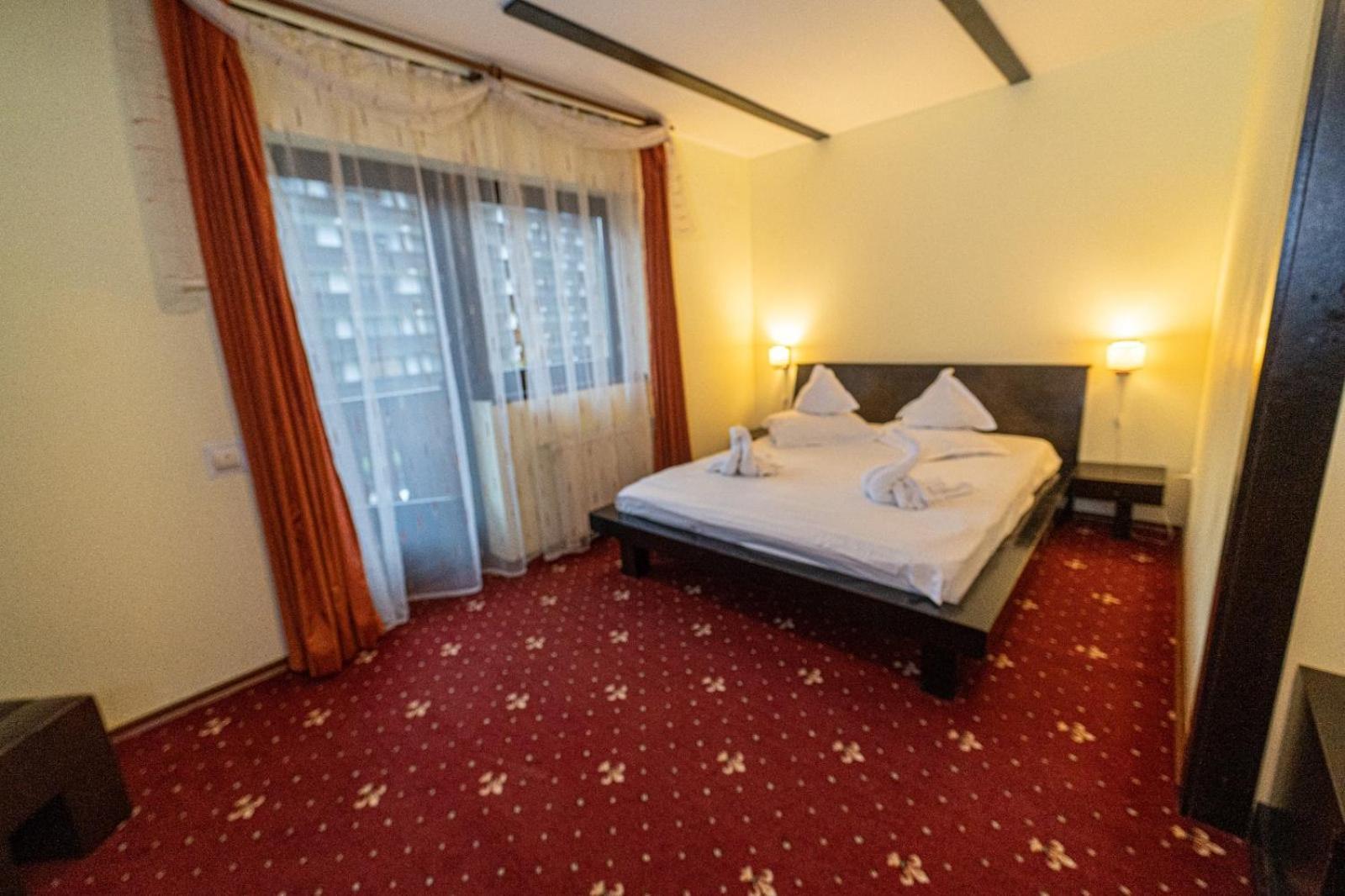 Casa Frent Hotel Предеал Стая снимка