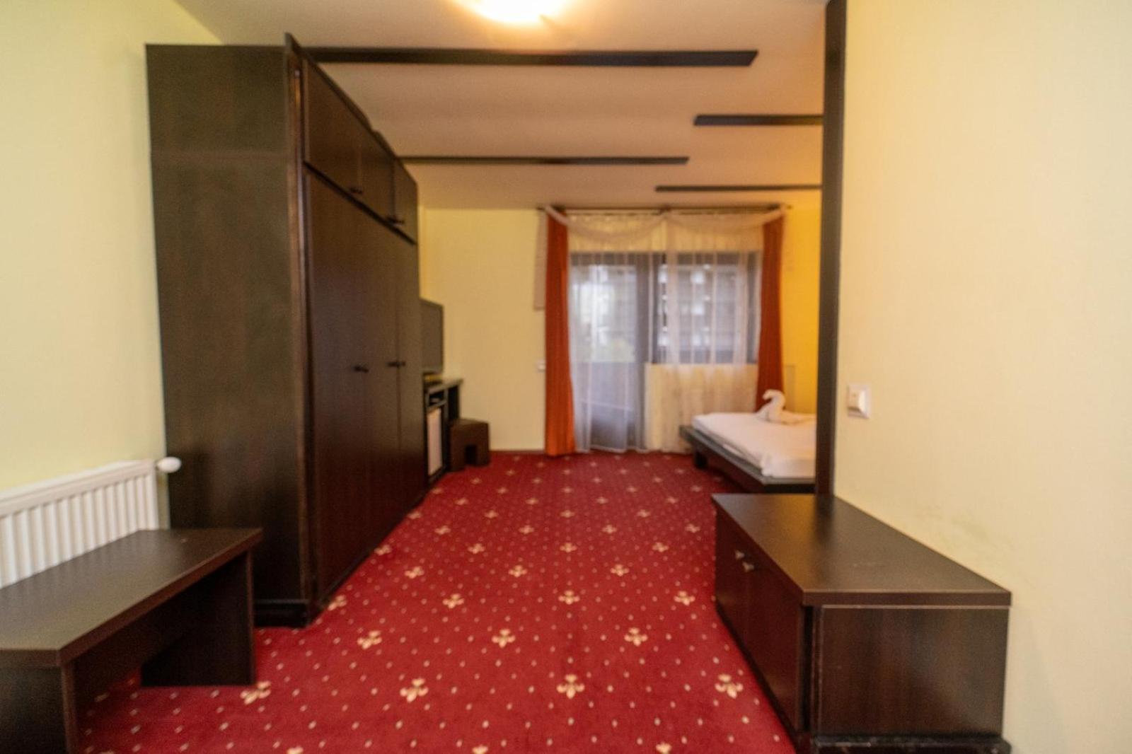 Casa Frent Hotel Предеал Стая снимка