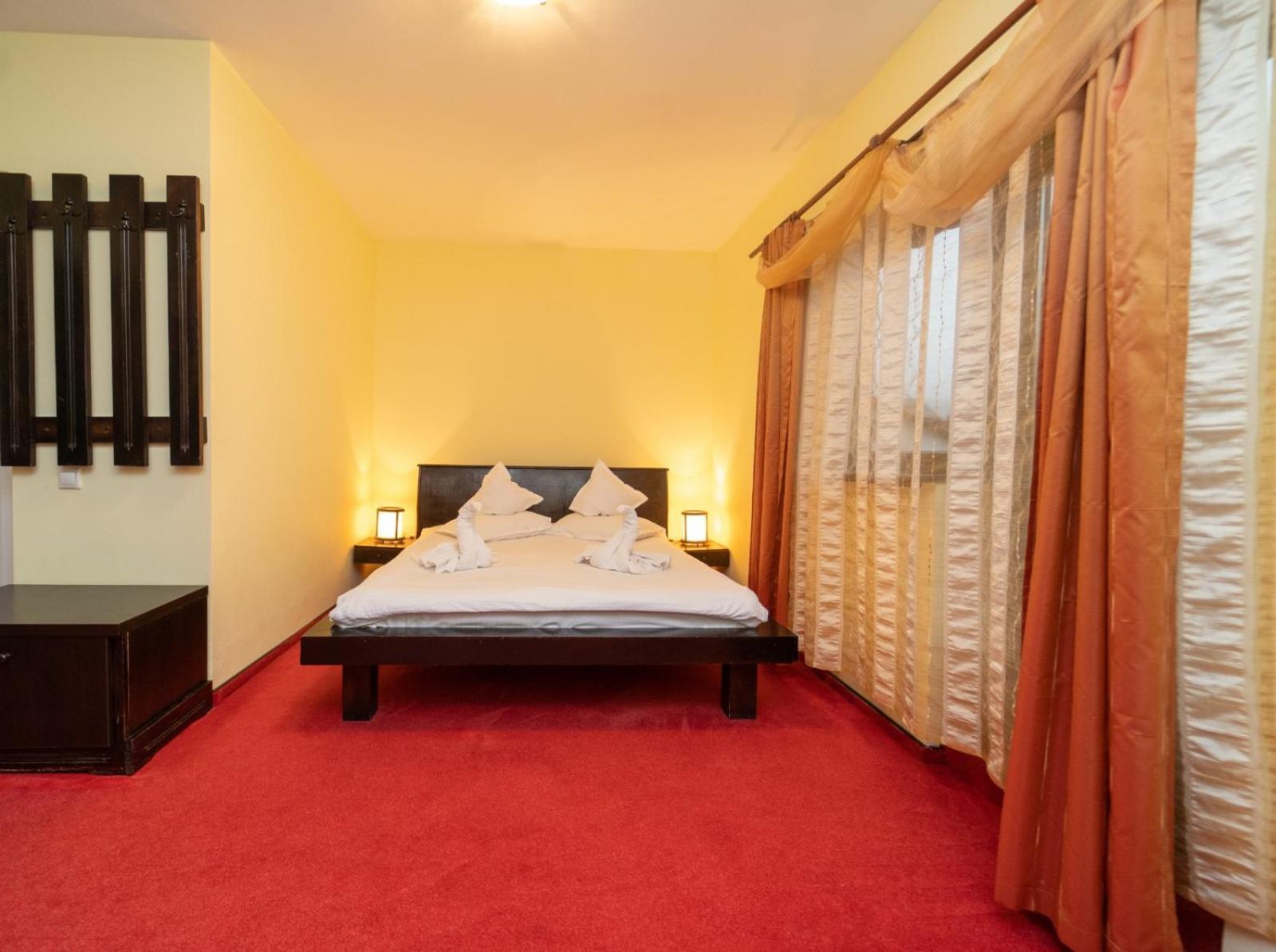 Casa Frent Hotel Предеал Стая снимка