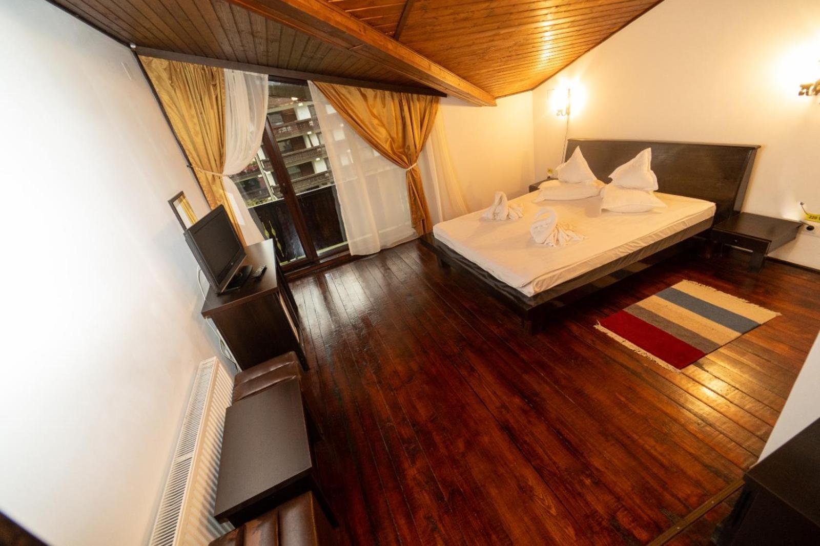 Casa Frent Hotel Предеал Стая снимка